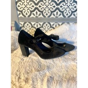Christian Siriano - Sz 9.5 Velour Black Mary Jane Round Toe w Buckle Chunk Heel
